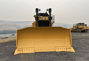 Bouteur sur chenilles CAT D8T, moteur Cummins 185 kW, capacité de bulldozing de 6,5 m - Product Image 5