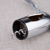 Ouvre-bouteille de cuisine multifonctionnel 2027 Nouvelle Tendance Coffret Cadeau Ouvre-bouteille à vin en métal Outil d'ouverture de bouteille à ailettes