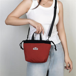 Yingxinhuo กระเป๋าสะพายข้างไนลอนทรงสี่เหลี่ยมมีซิปปิดได้ทุกวันสไตล์ลำลองสำหรับทุกเพศกระเป๋าสะพายไหล่ RX-1794 - Product Image 3