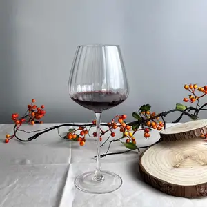 Customize Red Wine Goblet Wine Glass Cup Decorative Vertical Grain Glass