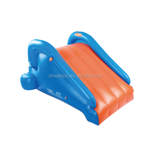 Glissière gonflable de piscine d'amusement de <span class=keywords><strong>centre</strong></span> de jeu de glissière d'eau de PVC d'éclaboussure avec la caractéristique de jet - Product Image 2