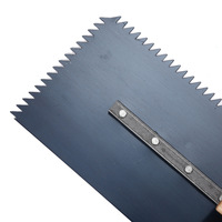 Couteau de maçonnerie dentelé en acier Couteau de plâtrage Mastic de grattage