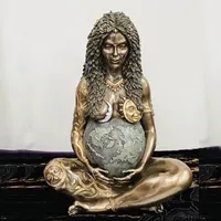 Скульптура Богини матери земля