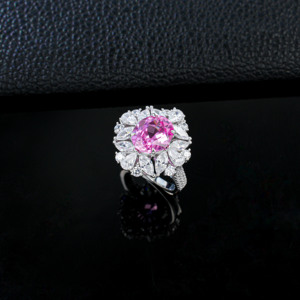 Anillo de Plata de Ley 925 con Zafiro Padparadscha Cultivado en Laboratorio - Product Image 3