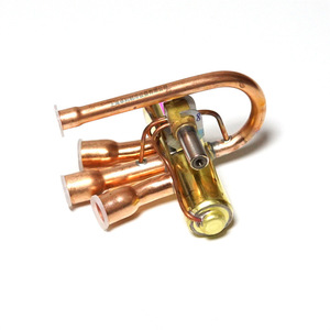 Vanne de réverser quatre voies Sanhua SHF-9H-35U-P 3 CV en cuivre pour climatiseur et pompe à chaleur - Product Image 3