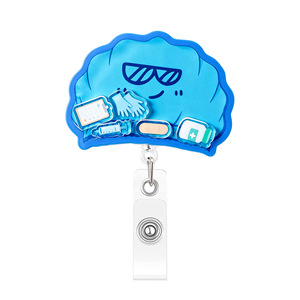 Ensemble de porte-badges médicaux en acrylique avec design cœur et stéthoscope pour infirmière et étudiant, porte-carte d'identité rétractable translucide - Product Image 2