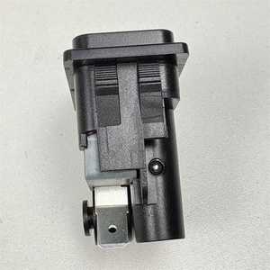 Interrupteur de réglage de siège 8210041000 pour T7000 T8000 T9000 Haute Qualité - Product Image 5