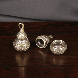 เครื่องประดับตกแต่งบ้านรูปน้ำเต้าทองเหลืองจีน วูหลู สำหรับวางบนโต๊ะ ชั้นหนังสือ หรือพวงกุญแจ เสริมโชคลาภและความปลอดภัย - Product Image 4