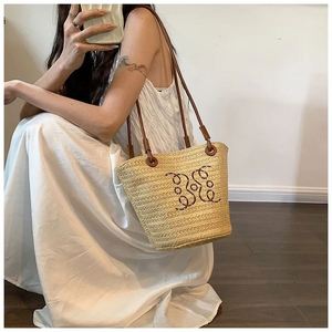 Bolsos Paja Gigante Pedro Palopa Marcie Marrón Barril Botega México Casete De Mano Bolsa Corazón Pequeño Haya - Product Image 5