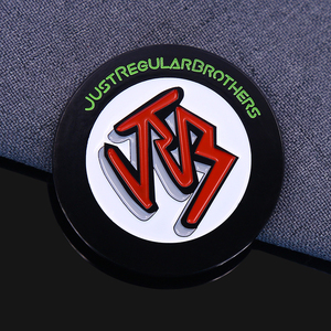 Nhà Máy Bán buôn tùy chỉnh kim loại ve áo Huy hiệu mềm men cứng pin làm Goth Skeleton men pins - Product Image 1