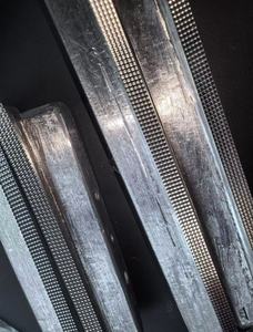 자동차 조명 액세서리를 위해 맞춤형 공장 메이커 자동차 응용 금형 사출 플라스틱 부품 제조 - Product Image 3