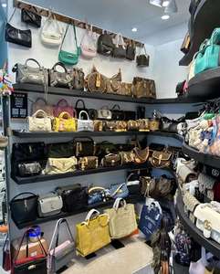 <span class=keywords><strong>Bolsos</strong></span> <span class=keywords><strong>de</strong></span> Marca Usados al por Mayor, <span class=keywords><strong>Bolsos</strong></span> <span class=keywords><strong>de</strong></span> Hombro, Ropa Usada para <span class=keywords><strong>Mujer</strong></span>, Surtido <span class=keywords><strong>de</strong></span> <span class=keywords><strong>Bolsos</strong></span> para <span class=keywords><strong>Mujer</strong></span> - Product Image 6