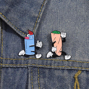 Leuke China Fabrikant Populaire Anime Ontwerp Grappige Lichtere Kogelmes Reversspeldjes Goedkope Bulk Gevulde Zacht Email Pin - Product Image 4