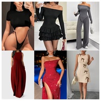 Lot de Vêtements Mixtes Neufs de Marque en Gros à Prix Réduit – Balles de Robes et Vêtements pour Femme – Vente de Liquidation d'Usine