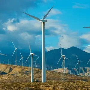 Sistem pengontrol cerdas, 10KW 50KW 100kw 200kw 1MW turbin angin Watt pembangkit listrik angin untuk pertanian