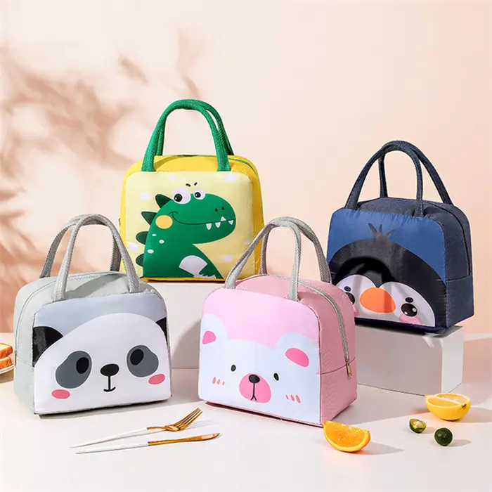 Özelleştirilmiş profesyonel türük fabrika çeşitli özellikleri düşük fiyat kadın kızlar sevimli panda baskı soğutucu çanta öğle yemeği çantası
