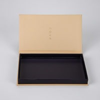 Boîte cadeau de luxe en forme de livre, avec dorure à chaud, fermeture magnétique, pour emballage de téléphone portable, avec logo personnalisé.