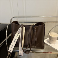 Sac fourre-tout d'épaule grande capacité pour femme, style coréen 2026, nouvelle collection, en PU avec fermeture éclair, doublure polyester, haute qualité