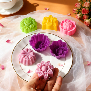 <span class=keywords><strong>Moules</strong></span> à gâteau en silicone en forme de fleur de 5 cm, <span class=keywords><strong>moules</strong></span> à muffins, <span class=keywords><strong>moules</strong></span> à cupcakes, <span class=keywords><strong>moules</strong></span> à pudding, outils de pâtisserie DIY - Product Image 1