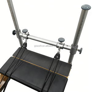 Ensemble de machine de Pilates Reformer en bois de chêne pour studio, avec boîte de siège réglable et planche de saut, noir - Product Image 4