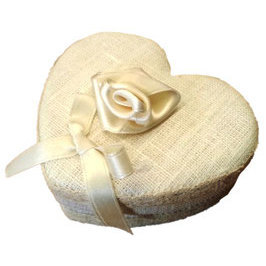 CAJA DE CORAZONES CON PEQUEÑA ROSA - Product Image 3