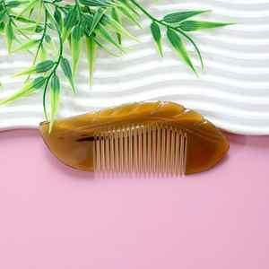 Peigne à cheveux en corne de buffle, fait à la main, à dents larges et lisses, design poli, adapté aux hommes et aux femmes, pour les soins quotidiens des cheveux, démêlage et coiffage - Product Image 1