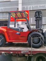 Chariot élévateur tout-terrain CPCD40 à quatre roues motrices pour la manutention de conteneurs vides et le soutien logistique