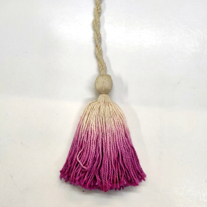 Ornement suspendu décoratif en coton bohème avec pompons, forme ronde, décoration intérieure pour salon, couleur rose ombrée - Product Image 1