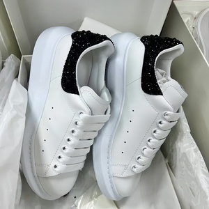 Luxury designer Genuine Leather Sports Running Shoes High Quality Men's Running Shoes Women's Casual Walking Style Shoes - Product Image 5