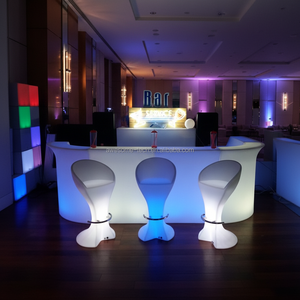 <span class=keywords><strong>Comptoir</strong></span> de <span class=keywords><strong>bar</strong></span> à vin en plastique LED au design classique moderne, usage <span class=keywords><strong>général</strong></span> pour les discothèques, bars, événements et réceptions - Product Image 3