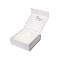 Boîte rigide magnétique personnalisée avec logo, estampage à chaud doré, doublure en éponge imperméable, boîte cadeau haut de gamme pour demoiselle d'honneur, demande en mariage