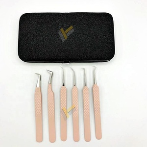 Pince à épiler d'extension de cils en acier inoxydable à pointe pêche Volume russe avec logo personnalisé Outil d'application de cils en argent durable - Product Image 3