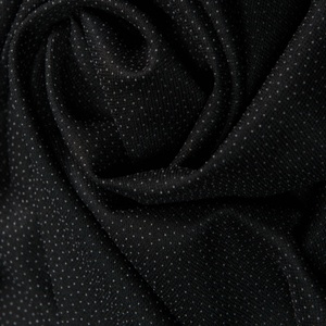 Полиэстеровое (100%) тканое флизелиновое основоволокно с покрытием PA/PES, приклеиваемое к тканям - Product Image 1