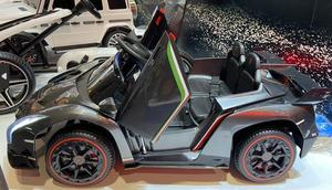 Voiture électrique pour enfants 4x4 Veneno sous licence avec <span class=keywords><strong>portes</strong></span> à ciseaux - Product Image 3