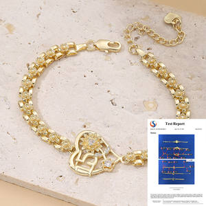 <span class=keywords><strong>Bracelet</strong></span> Tournesol en Or 14 carats Plaqué Or pour Femmes et Filles, <span class=keywords><strong>Bracelet</strong></span> Délicat pour 15 <span class=keywords><strong>Ans</strong></span>, <span class=keywords><strong>Bracelet</strong></span> Chaîne de Montre Fleur Quinceanera, Cadeau - Product Image 1