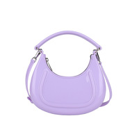 Sac sous le bras en forme de croissant unique et haut de gamme, style coréen, sac bandoulière polyvalent pour femmes, possibilité de personnalisation