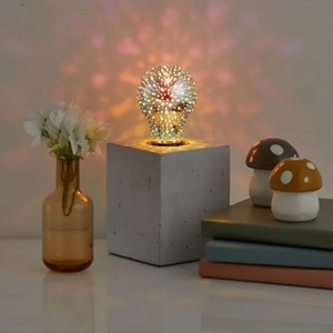 Bombilla de Luz Nocturna RGB de Cristal con Diseño de Fuegos Artificiales A60 - Product Image 3