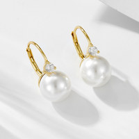 Boucles d'oreilles pendantes tendance et élégantes pour femmes, en argent 925 plaqué or 14 carats, avec perles Edison de qualité AAAA/AAAAA, idéales pour les mariages (vente en gros)