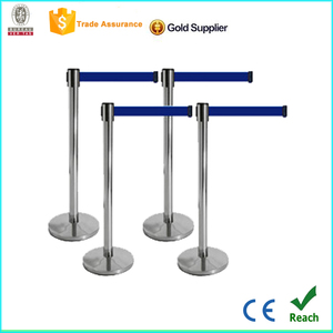 เสากั้นฝูงชนแบบยืดหดได้พร้อมสายรัดสแตนเลสขัดเงาสำหรับขาย - Product Image 3