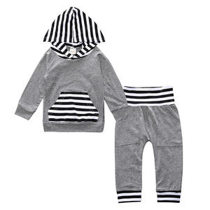 Conjunto Deportivo para Niño de 3 Años, 2017, de la Tienda de Ropa Alibaba - Product Image 1
