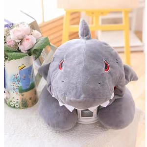 8713 Oreiller de cou en forme de <span class=keywords><strong>U</strong></span> personnalisé, portable, <span class=keywords><strong>super</strong></span> doux, style dessin animé, en peluche, motif requin, avec capuche, pour la sieste au bureau ou en avion - Product Image 4