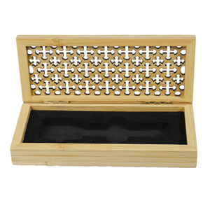 Caja de Almacenamiento Rectangular Hecha a Mano de MDF con Tapa Abatible y Diseño Calado, con Acabado Delicado - Caja de Madera para Regalos y Manualidades - Product Image 1