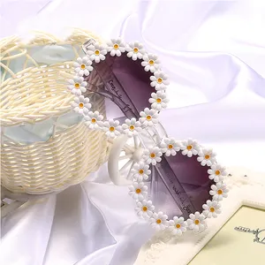 Wholesale adult women daisy sunglasses eye protection decoration sun shade glasses