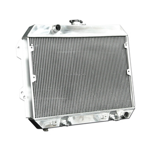Radiateur en aluminium à 3 rangées pour <span class=keywords><strong>Nissan</strong></span> <span class=keywords><strong>280Z</strong></span> 280ZX 2.8L L6 2753cc -ci 1975-1983 - Product Image 4