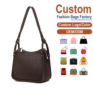 Sac à bandoulière vintage en cuir véritable marron foncé pour femme, avec sangle réglable, OEM pour les marques minimalistes recherchant une esthétique de luxe discret - Product Image 1