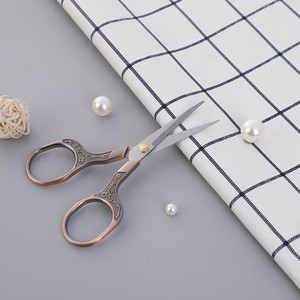 Kit de ciseaux vintage en acier inoxydable avec broderie de fleurs de prune, outils de couture pour tailleur, aiguilles à coudre, travaux d'aiguille - Product Image 4