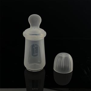 Cuillère-biberon en silicone pour bébé, distributeur de céréales anti-étouffement de qualité alimentaire - Product Image 3