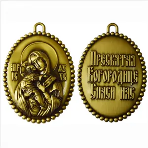 Pliant antique, médaille religieuse, en 3 dimensions