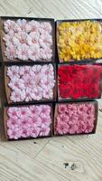 12 pièces/boîte de chrysanthèmes et marguerites éternelles préservées pour la remise des diplômes, la fête des Mères, la Saint-Valentin, Pâques, Halloween, Noël, Thanksgiving