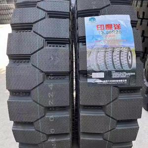 Neumáticos para Camiones de Carga Pesada 650/700/825/900/1000/1100/1200R20, Alta Capacidad de Sobrecarga, Modo Minería, Alta Calidad, Precio de Fábrica al por Mayor - Product Image 3